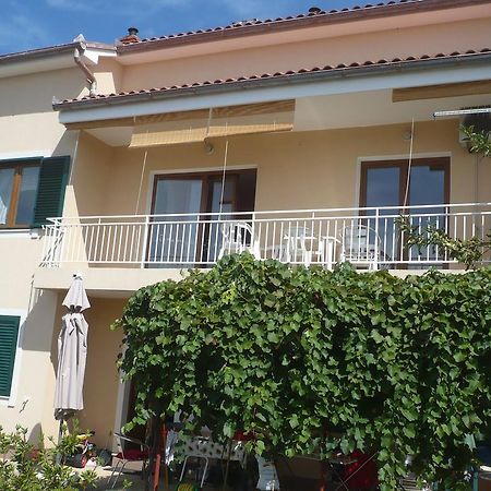 Apartment In Novi Vinodolski 15274 Povile Exterior foto