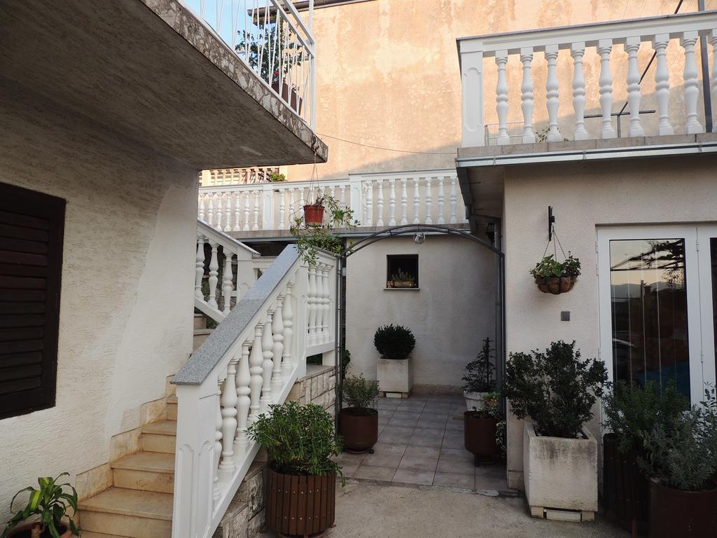 Apartment In Novi Vinodolski 15274 Povile Exterior foto