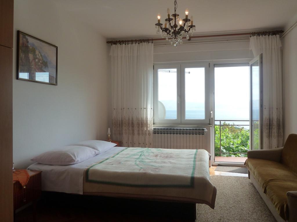 Apartment In Novi Vinodolski 15274 Povile Exterior foto