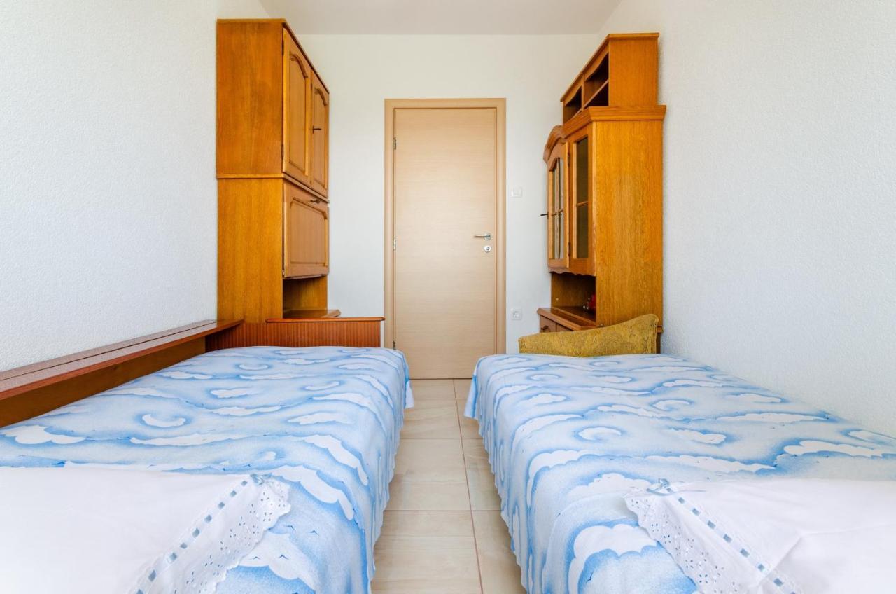 Apartment In Novi Vinodolski 15274 Povile Exterior foto